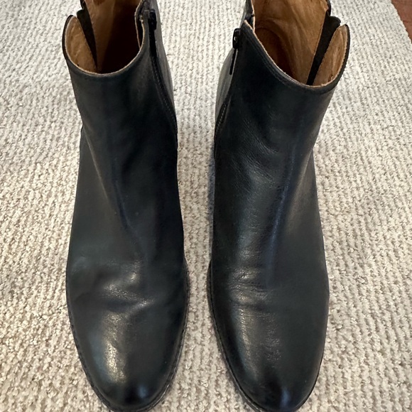 Frye Women's Jolene Inside-Zip Boot (11) - Picture 8 of 9